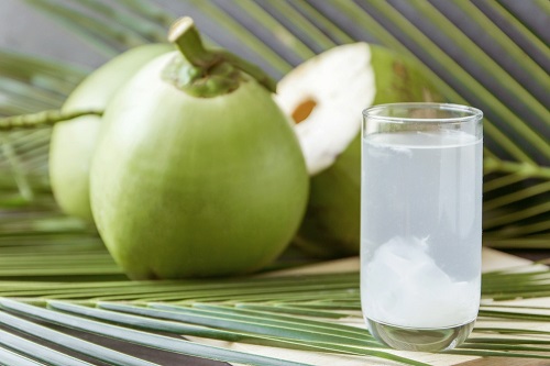 Bị tiểu đường thai kỳ có được uống nước dừa không