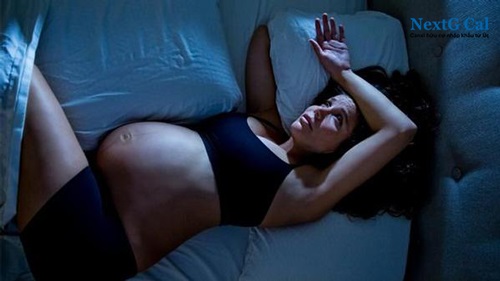 Tác hại của việc thức khuya khi mang thai
