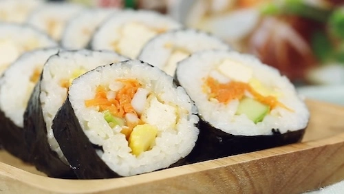 mẹ bầu có được ăn sushi không