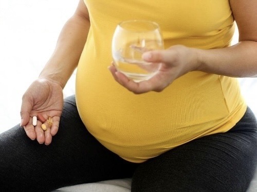 canxi với dha uống chung được không