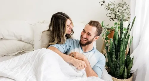 gãy xương có quan hệ vợ chồng được không