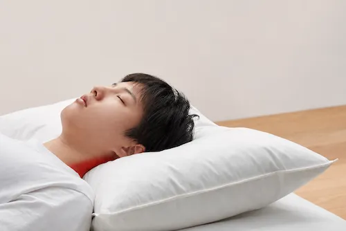 ngủ dậy bị đau cổ không quay được