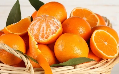 quả cam có canxi hay không