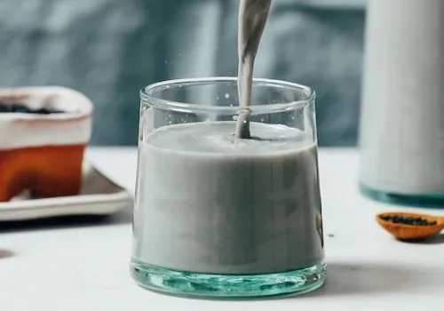 sữa hạt có giàu canxi hay không